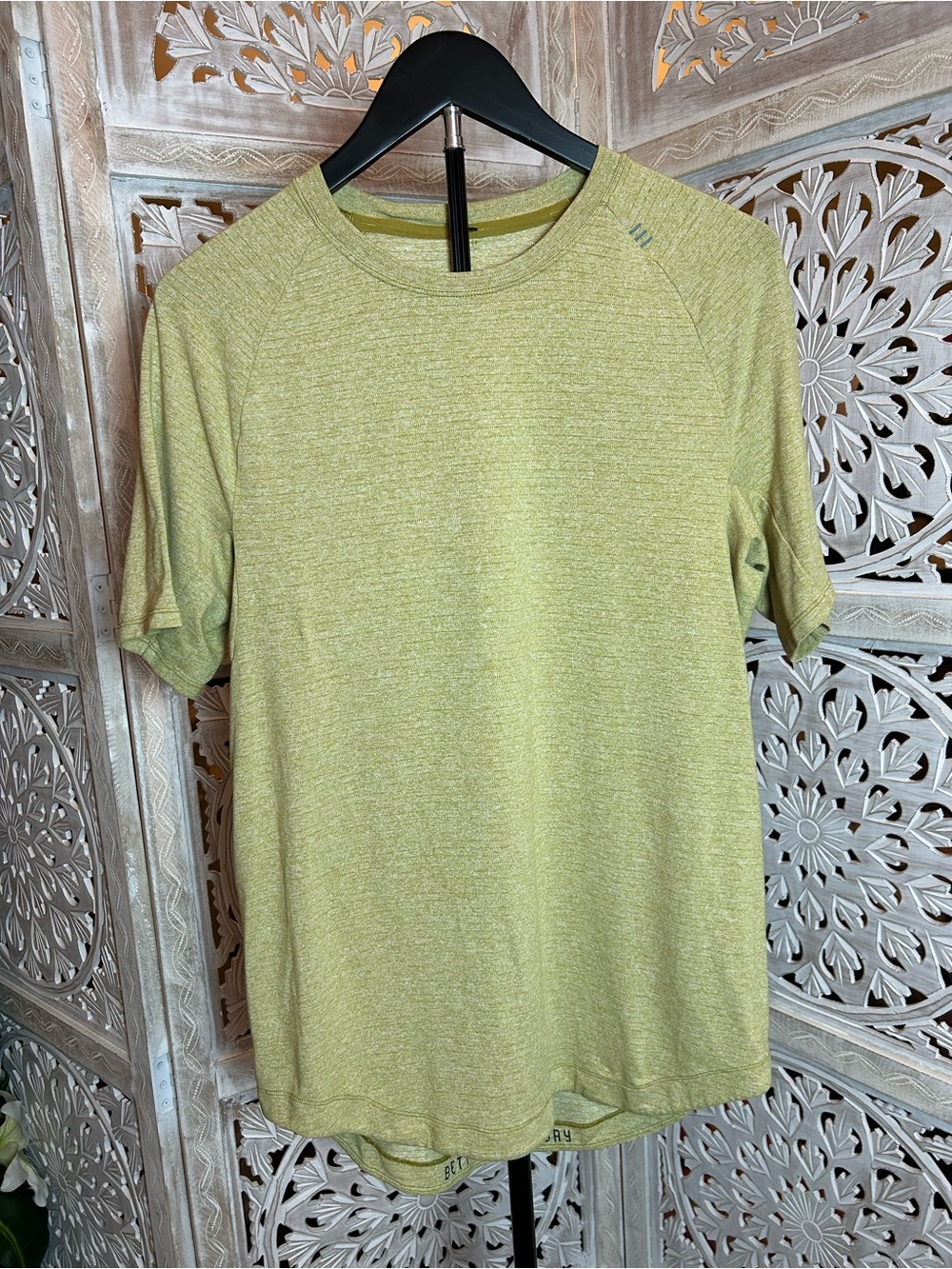 lululemon athletica Short Sleeve Performance Tee - Light Green Heather
